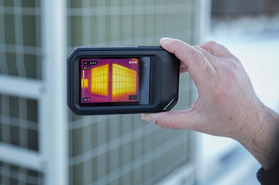 FLIR C5红外热像仪视角下，看看你的房子是否知冷知热