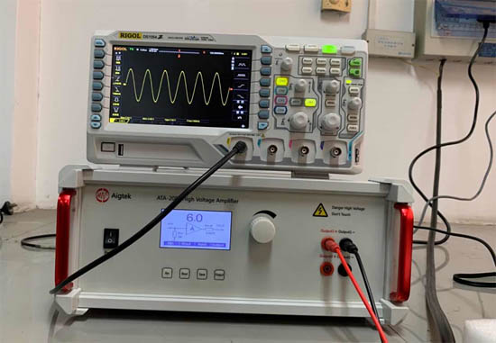 测试设备: 示波器、 ATA-2082高压放大器